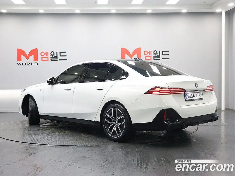 BMW 5 серия 2023 2.0 автомат (гидро), фото 4 BMW 5 серия 2023 2.0 автомат (гидро), фото 4