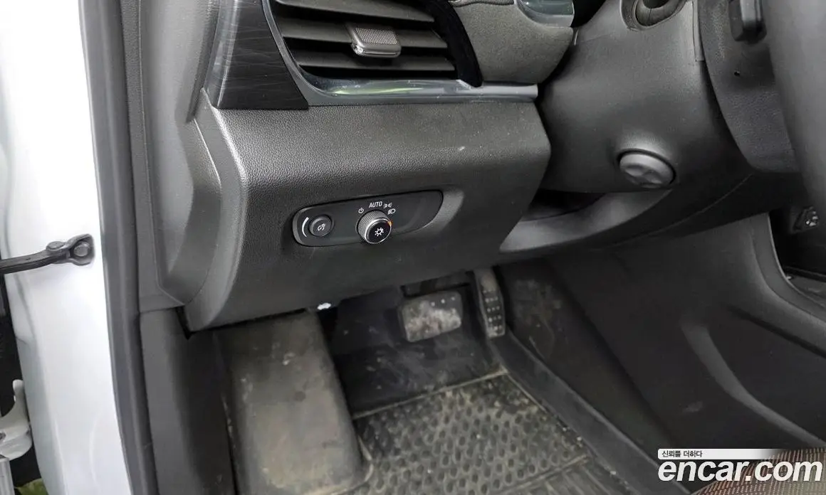 Chevrolet Traverse 2022 3.6 автомат (гидро), фото 18