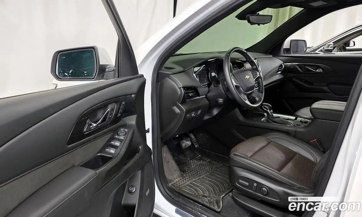 Chevrolet Traverse 2022 3.6 автомат (гидро), фото 10