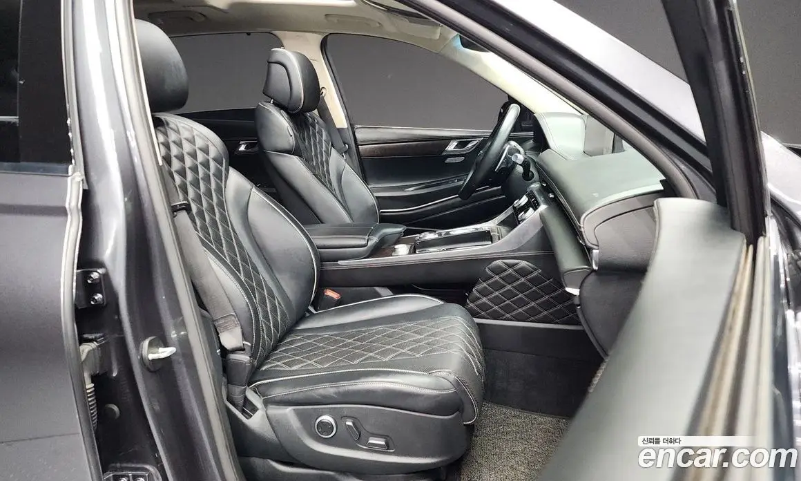 Genesis GV80 2020 3.0 автомат (гидро), фото 11 Genesis GV80 2020 3.0 автомат (гидро), фото 11
