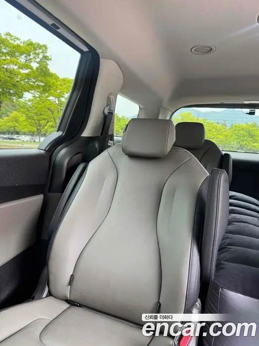 Kia Carnival 2025 2.2 автомат (гидро), фото 15 Kia Carnival 2025 2.2 автомат (гидро), фото 15