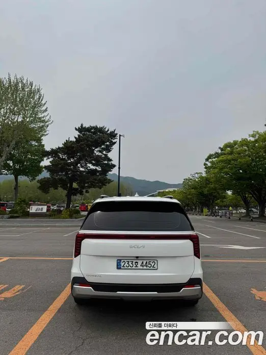 Kia Carnival 2025 2.2 автомат (гидро), фото 5 Kia Carnival 2025 2.2 автомат (гидро), фото 5