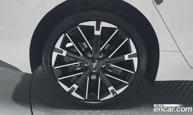 Kia K5 (Optima) 2025 1.6 автомат (гидро), миниатюра 5 Kia K5 (Optima) 2025 1.6 автомат (гидро), миниатюра 5