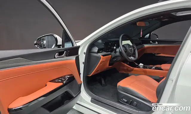 Kia K5 (Optima) 2025 1.6 автомат (гидро), миниатюра 10 Kia K5 (Optima) 2025 1.6 автомат (гидро), миниатюра 10