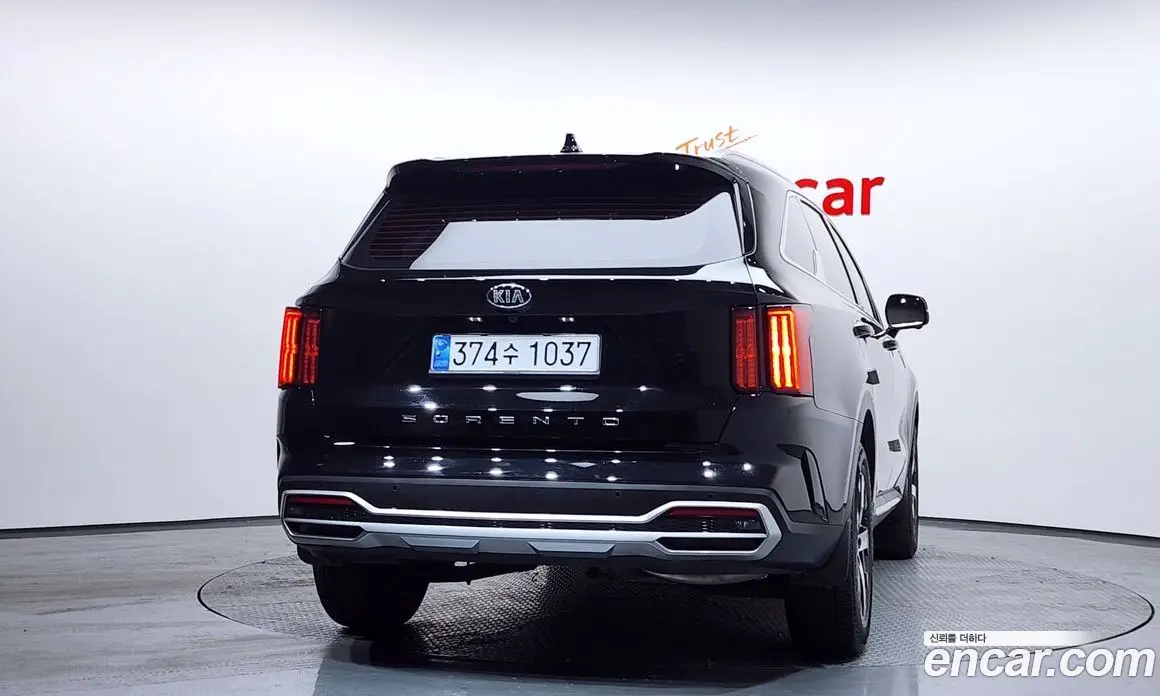 Kia Sorento 2021 2.2 автомат (гидро), фото 4 Kia Sorento 2021 2.2 автомат (гидро), фото 4