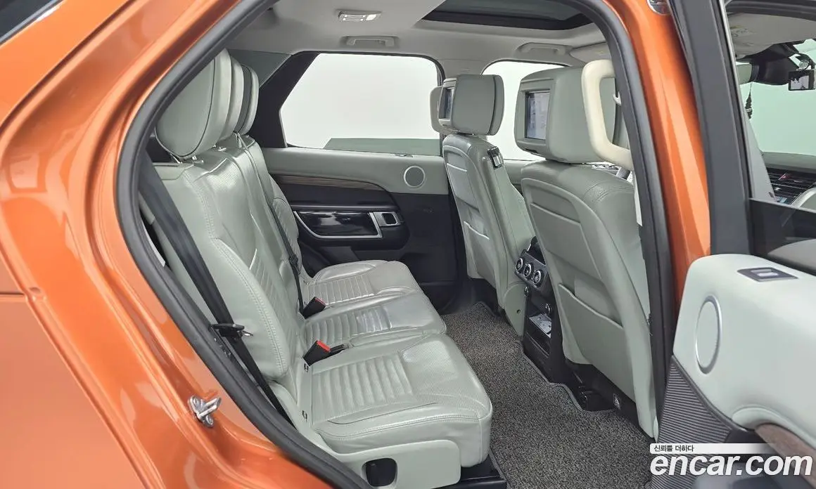 Land Rover Discovery 2017 3.0 автомат (гидро), фото 12 Land Rover Discovery 2017 3.0 автомат (гидро), фото 12