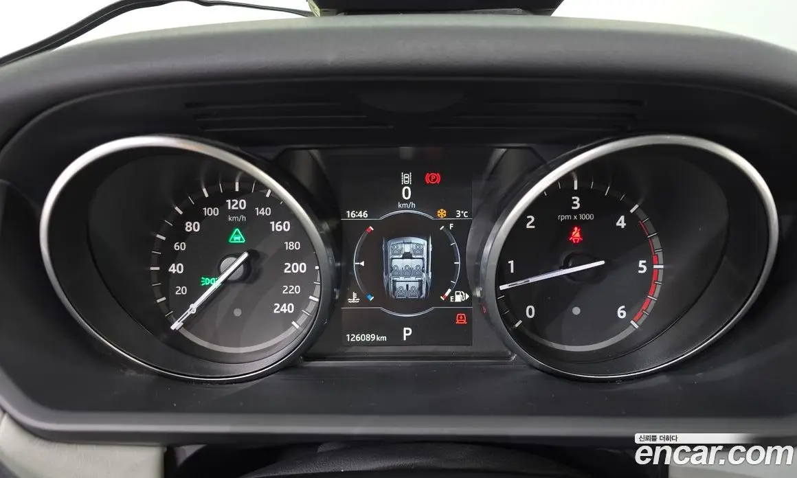 Land Rover Discovery 2017 3.0 автомат (гидро), фото 8 Land Rover Discovery 2017 3.0 автомат (гидро), фото 8