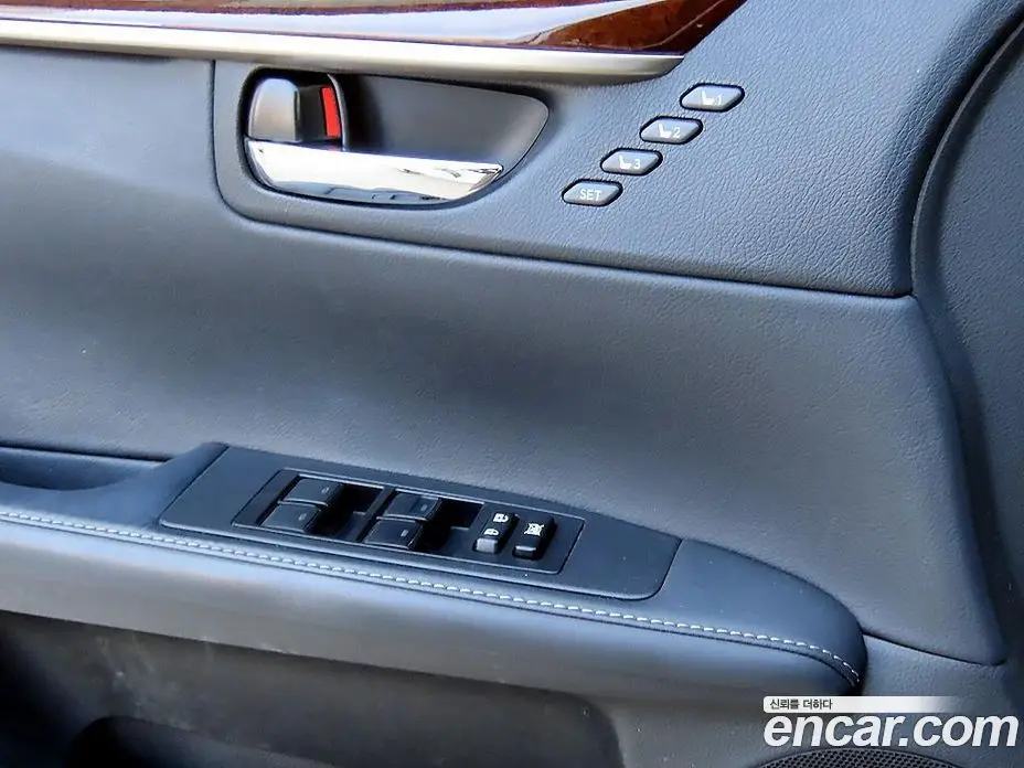 Lexus ES 2013 2.5 автомат (гидро), фото 11 Lexus ES 2013 2.5 автомат (гидро), фото 11