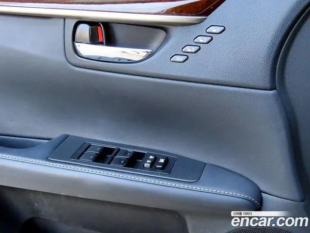 Lexus ES 2013 2.5 автомат (гидро), миниатюра 11 Lexus ES 2013 2.5 автомат (гидро), миниатюра 11