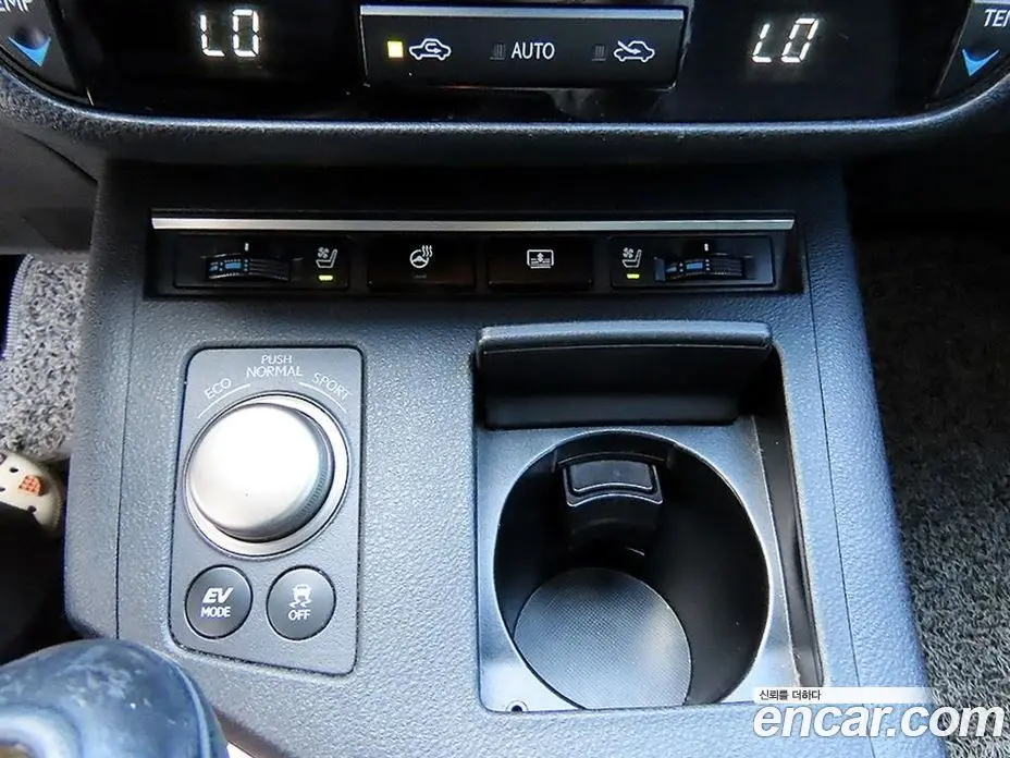 Lexus ES 2013 2.5 автомат (гидро), фото 12 Lexus ES 2013 2.5 автомат (гидро), фото 12