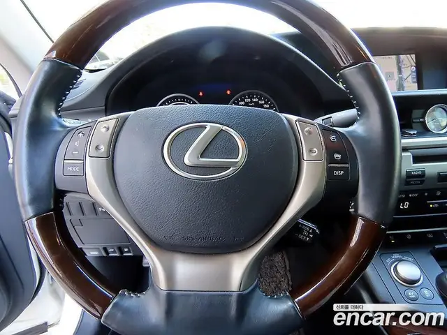 Lexus ES 2013 2.5 автомат (гидро), миниатюра 8 Lexus ES 2013 2.5 автомат (гидро), миниатюра 8