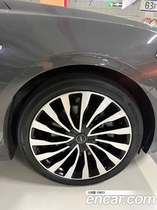 Lincoln Continental 2017 3.0 автомат (гидро), миниатюра 6 Lincoln Continental 2017 3.0 автомат (гидро), миниатюра 6