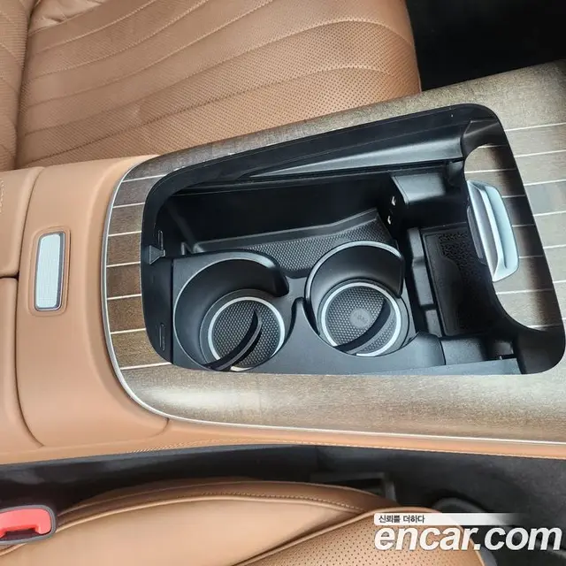 Mercedes-Benz E-Class 2024 2.0 автомат (гидро), миниатюра 11 Mercedes-Benz E-Class 2024 2.0 автомат (гидро), миниатюра 11