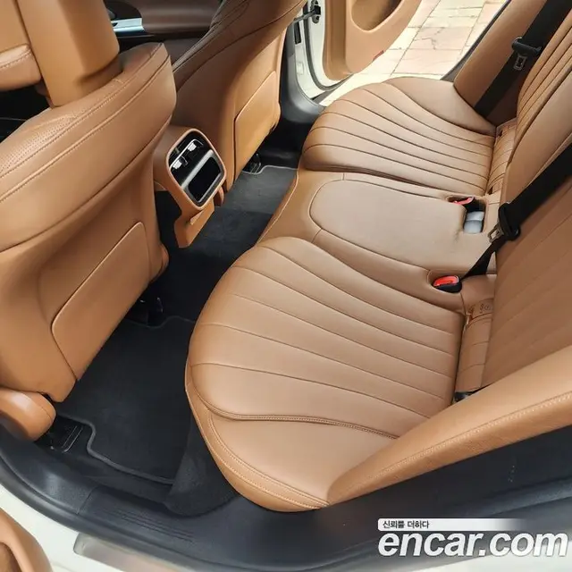 Mercedes-Benz E-Class 2024 2.0 автомат (гидро), миниатюра 9 Mercedes-Benz E-Class 2024 2.0 автомат (гидро), миниатюра 9