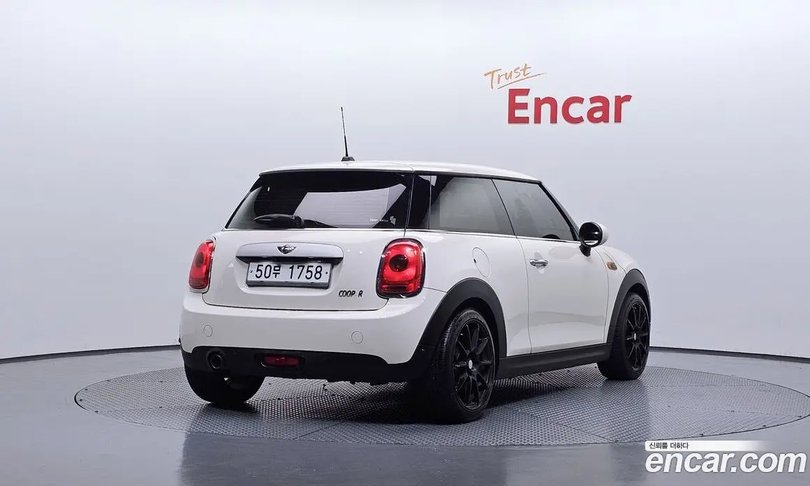 Mini Cooper 2014 1.5 автомат (гидро), фото 2 Mini Cooper 2014 1.5 автомат (гидро), фото 2