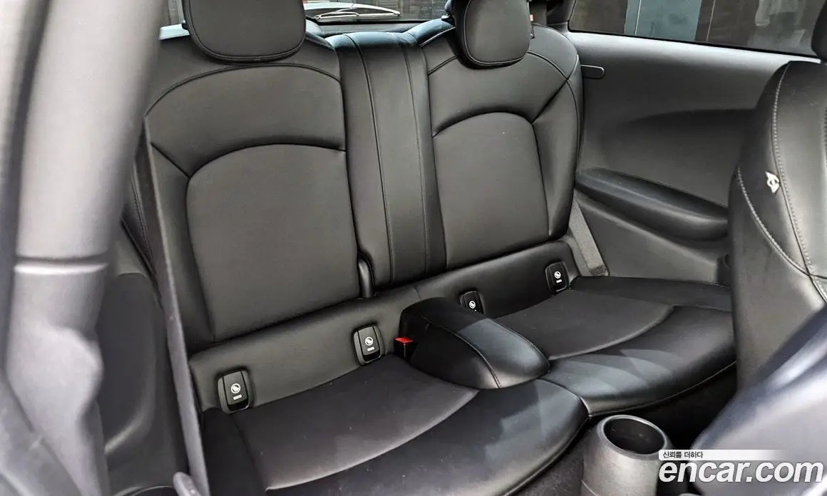 Mini Cooper 2014 1.5 автомат (гидро), фото 11 Mini Cooper 2014 1.5 автомат (гидро), фото 11