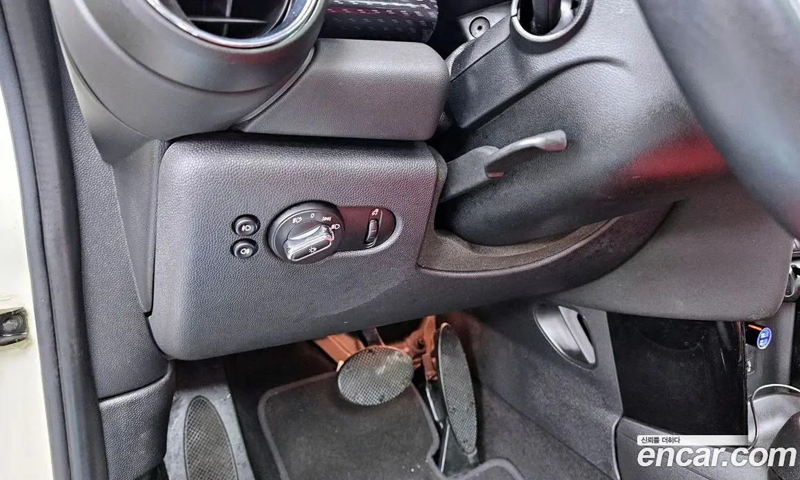 Mini Cooper 2014 2.0 автомат (гидро), фото 16 Mini Cooper 2014 2.0 автомат (гидро), фото 16
