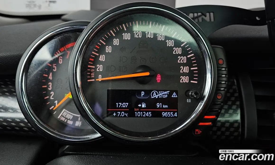 Mini Cooper 2014 2.0 автомат (гидро), фото 8 Mini Cooper 2014 2.0 автомат (гидро), фото 8