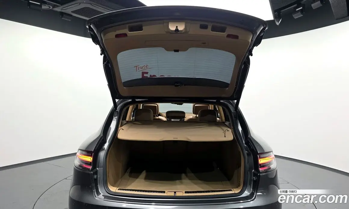 Porsche Macan 2015 2.0 автомат (гидро), фото 20 Porsche Macan 2015 2.0 автомат (гидро), фото 20