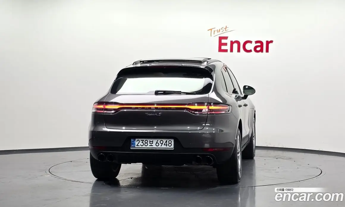 Porsche Macan 2015 2.0 автомат (гидро), фото 4 Porsche Macan 2015 2.0 автомат (гидро), фото 4