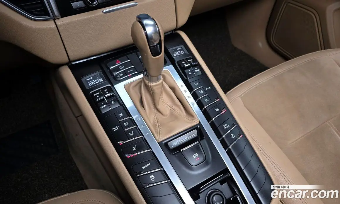 Porsche Macan 2015 2.0 автомат (гидро), фото 9 Porsche Macan 2015 2.0 автомат (гидро), фото 9