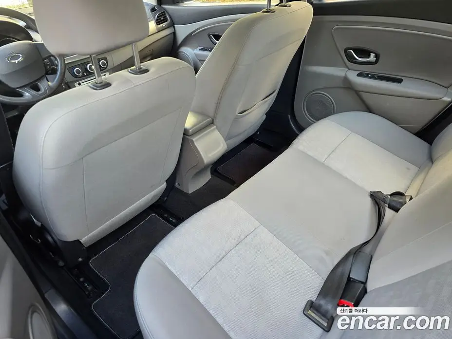 Renault (Samsung) SM3 2009 1.6 автомат (гидро), фото 19 Renault (Samsung) SM3 2009 1.6 автомат (гидро), фото 19