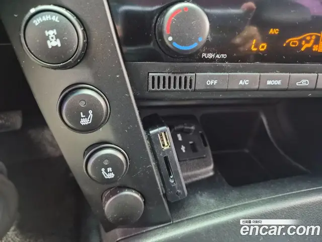 SsangYong Korando 2013 2.0 автомат (гидро), миниатюра 11