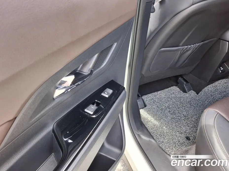SsangYong Korando 2019 1.6 автомат (гидро), фото 17 SsangYong Korando 2019 1.6 автомат (гидро), фото 17