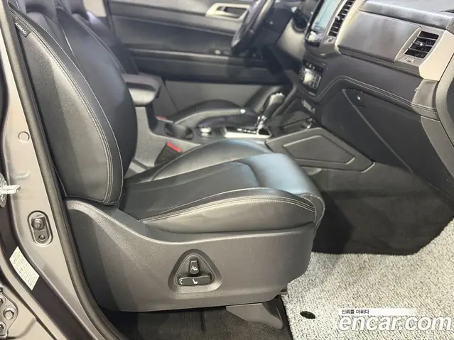 SsangYong Rexton 2018 2.2 автомат (гидро), миниатюра 9
