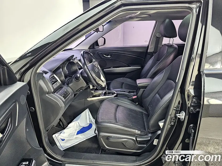 SsangYong TIBOLI 2015 1.6 автомат (гидро), фото 8