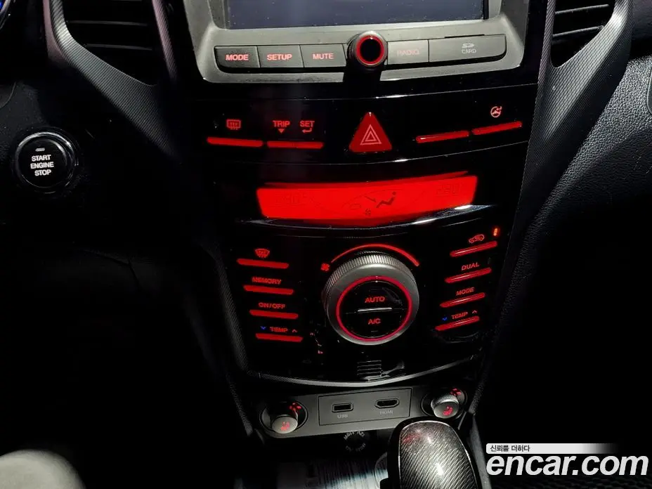 SsangYong TIBOLI 2016 1.6 автомат (гидро), фото 12