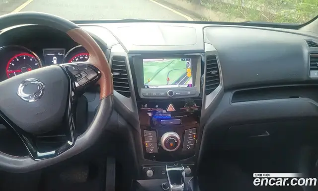 SsangYong TIBOLI 2018 1.6 автомат (гидро), миниатюра 8