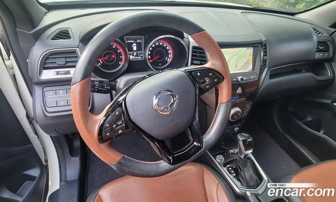 SsangYong TIBOLI 2018 1.6 автомат (гидро), фото 10