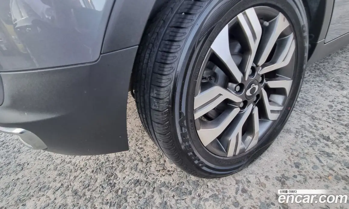 SsangYong TIBOLI 2018 1.6 автомат (гидро), фото 17