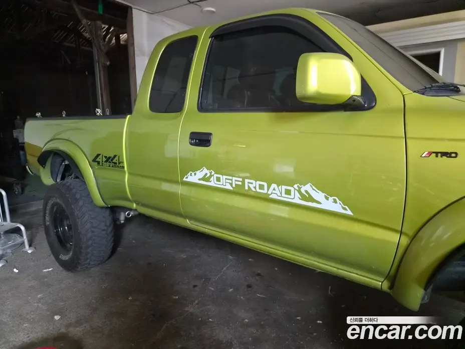 Toyota Tacoma 2002 2.7 автомат (гидро), фото 3