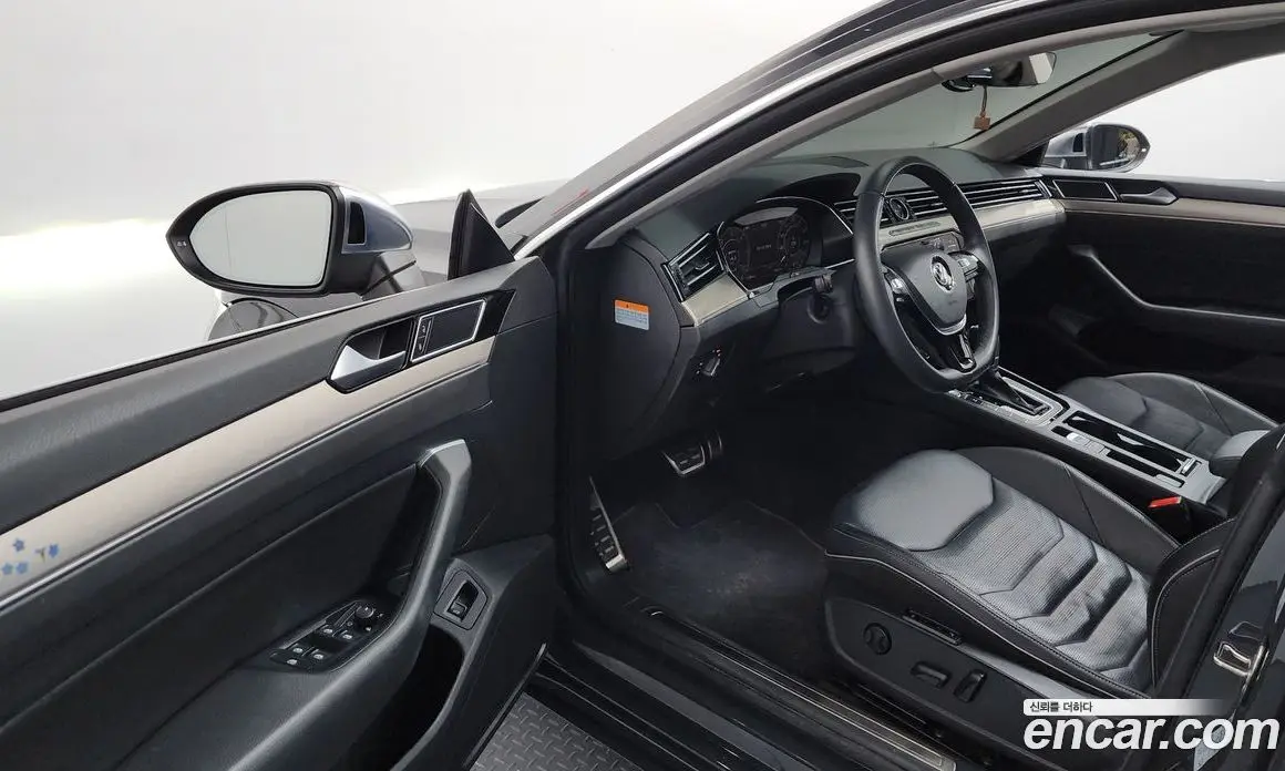Volkswagen Arteon 2019 2.0 автомат (гидро), фото 10 Volkswagen Arteon 2019 2.0 автомат (гидро), фото 10