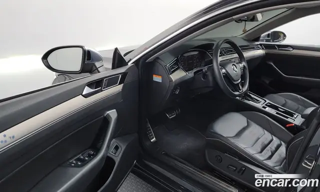 Volkswagen Arteon 2019 2.0 автомат (гидро), миниатюра 10 Volkswagen Arteon 2019 2.0 автомат (гидро), миниатюра 10