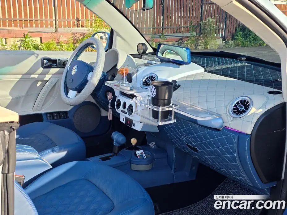 Volkswagen Beatle 2004 2.0 автомат (гидро), фото 12 Volkswagen Beatle 2004 2.0 автомат (гидро), фото 12