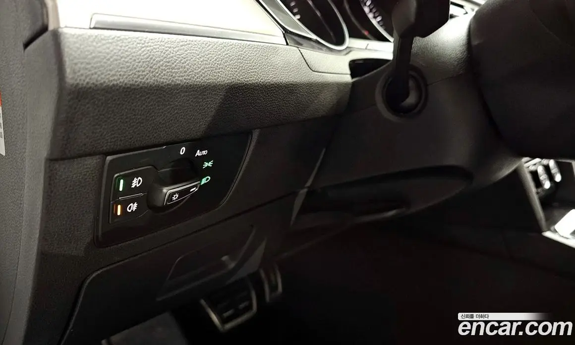Volkswagen Passat 2018 2.0 автомат (гидро), фото 13
