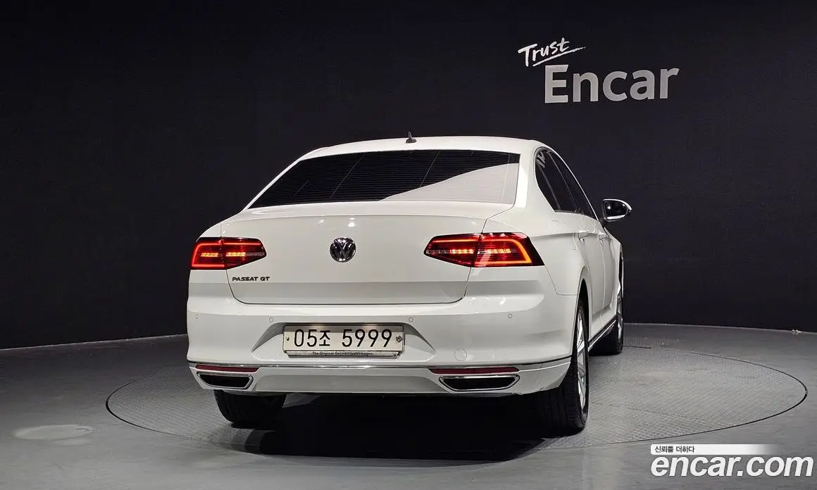 Volkswagen Passat 2018 2.0 автомат (гидро), фото 4