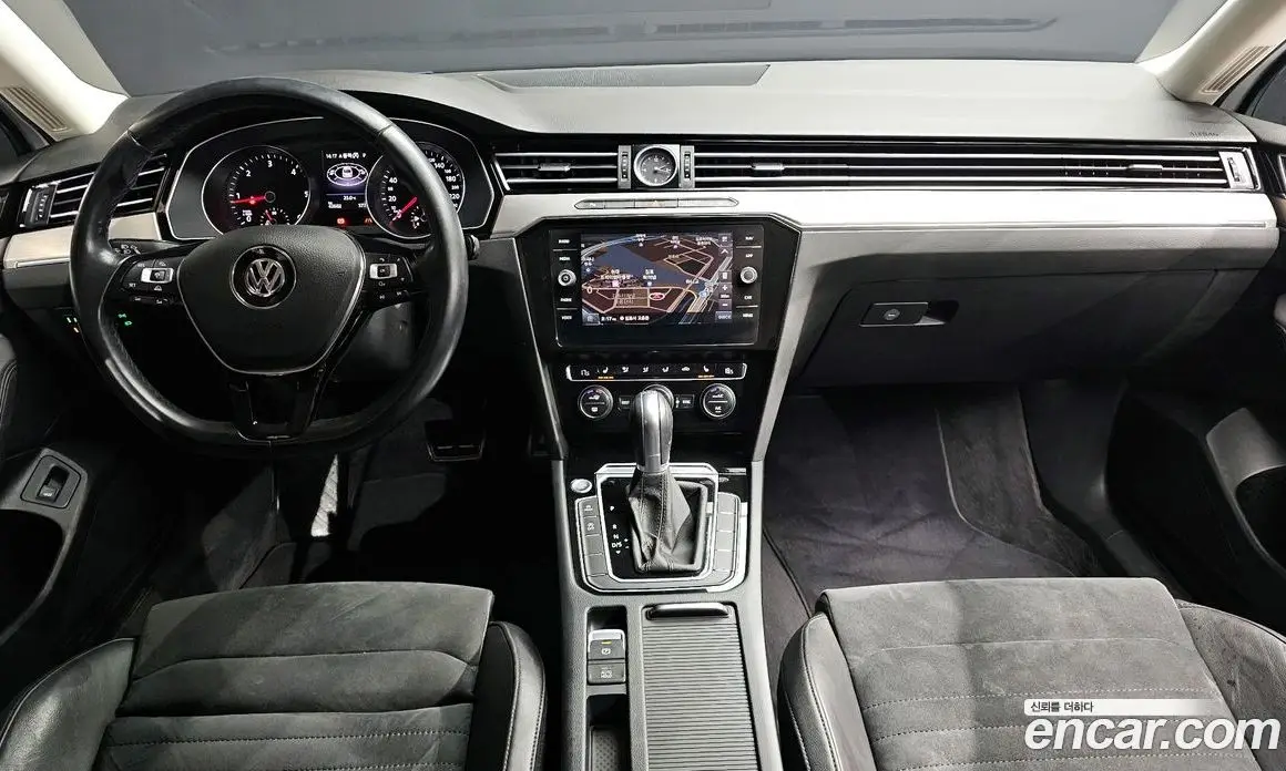 Volkswagen Passat 2018 2.0 автомат (гидро), фото 7