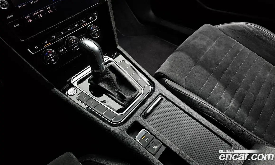 Volkswagen Passat 2018 2.0 автомат (гидро), фото 9