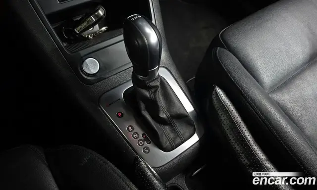 Volkswagen Tiguan 2015 2.0 автомат (гидро), миниатюра 9