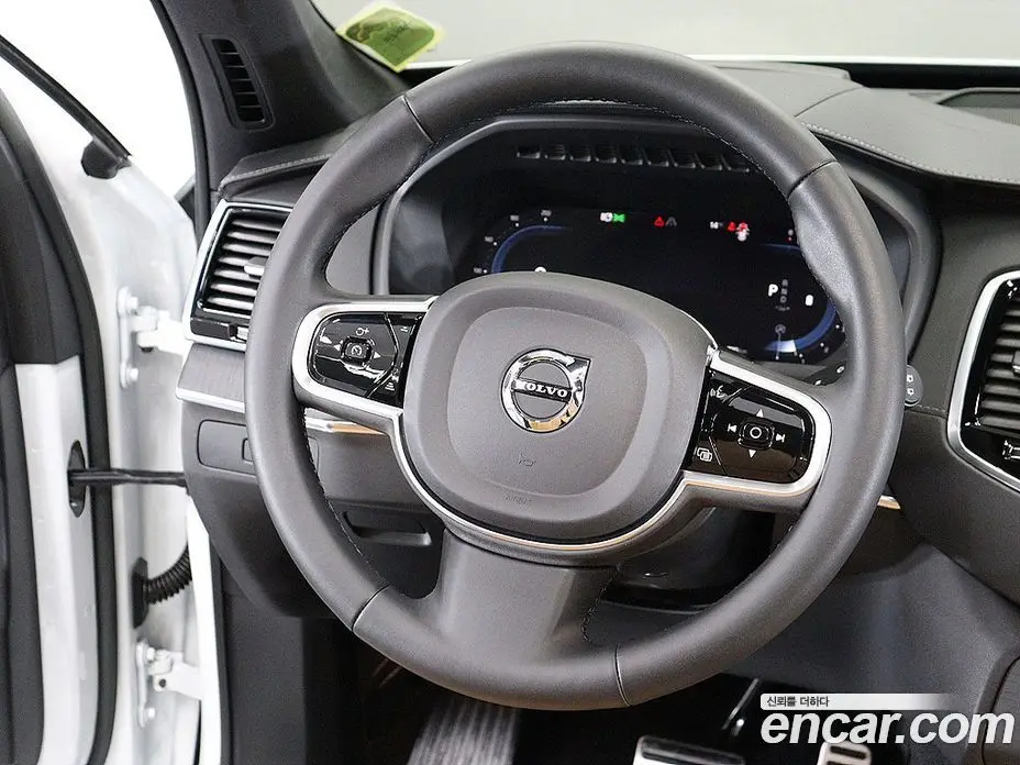 Volvo XC90 2022 2.0 автомат (гидро), фото 14 Volvo XC90 2022 2.0 автомат (гидро), фото 14