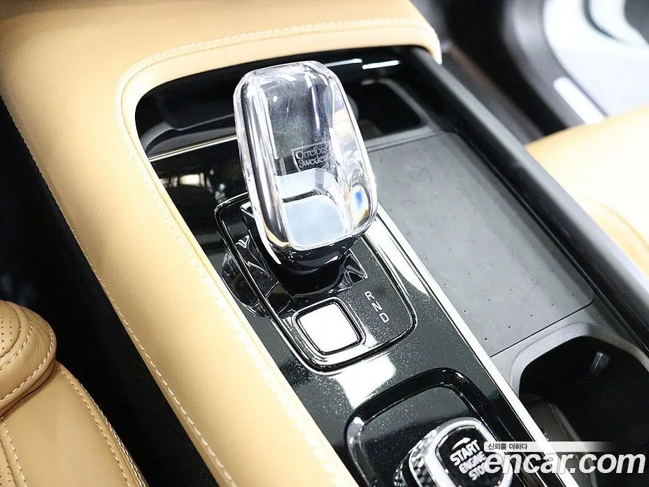 Volvo XC90 2022 2.0 автомат (гидро), фото 8 Volvo XC90 2022 2.0 автомат (гидро), фото 8
