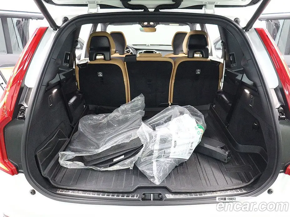 Volvo XC90 2024 2.0 автомат (гидро), фото 15 Volvo XC90 2024 2.0 автомат (гидро), фото 15