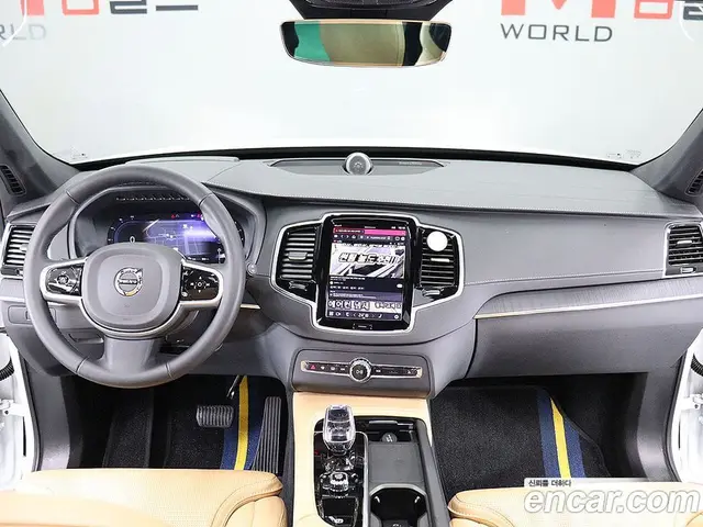 Volvo XC90 2024 2.0 автомат (гидро), миниатюра 8 Volvo XC90 2024 2.0 автомат (гидро), миниатюра 8