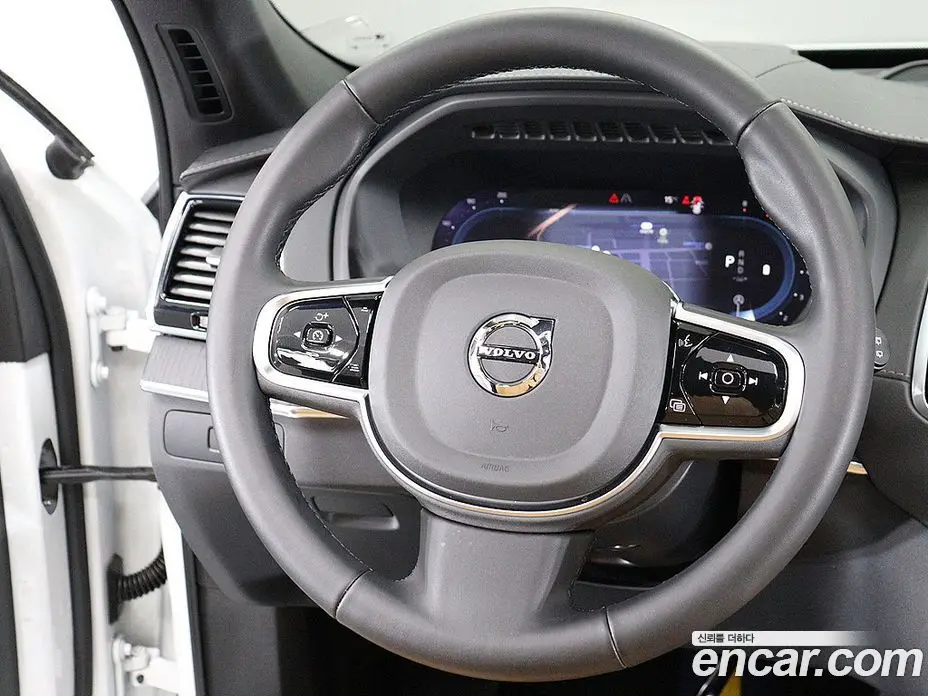 Volvo XC90 2024 2.0 автомат (гидро), фото 9 Volvo XC90 2024 2.0 автомат (гидро), фото 9