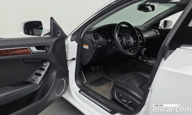 Audi A5 2014 2.0 автомат (гидро), миниатюра 10