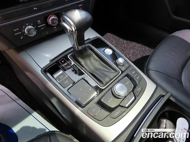 Audi A6 2011 3.0 автомат (гидро), миниатюра 10 Audi A6 2011 3.0 автомат (гидро), миниатюра 10